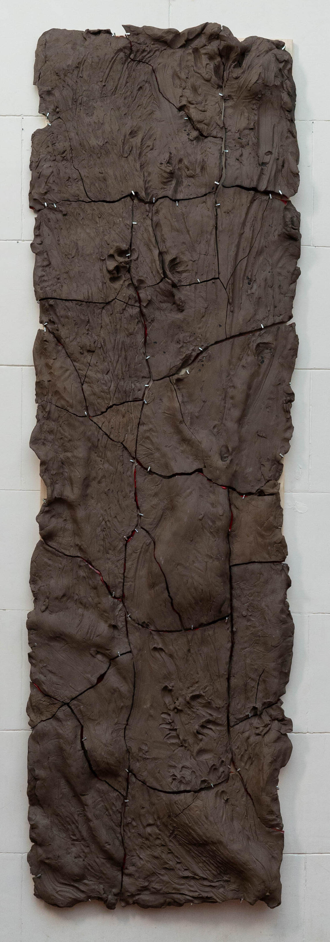 Ceramic installation 189x54.5 cm (74.4×21.5 in)